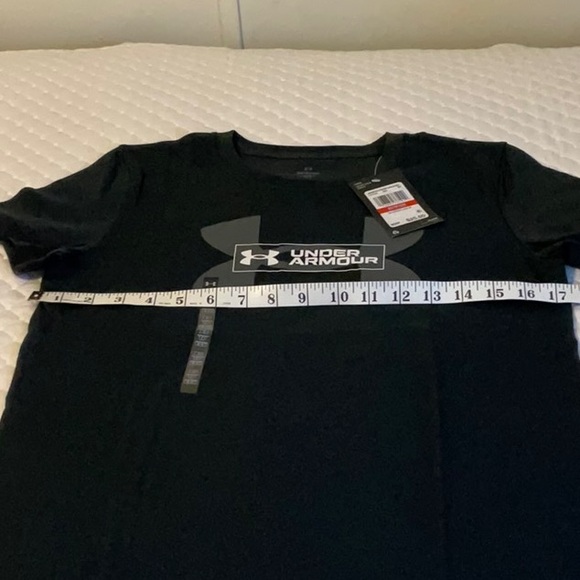 Women’s Under Armour t-shirt - Picture 3 of 5